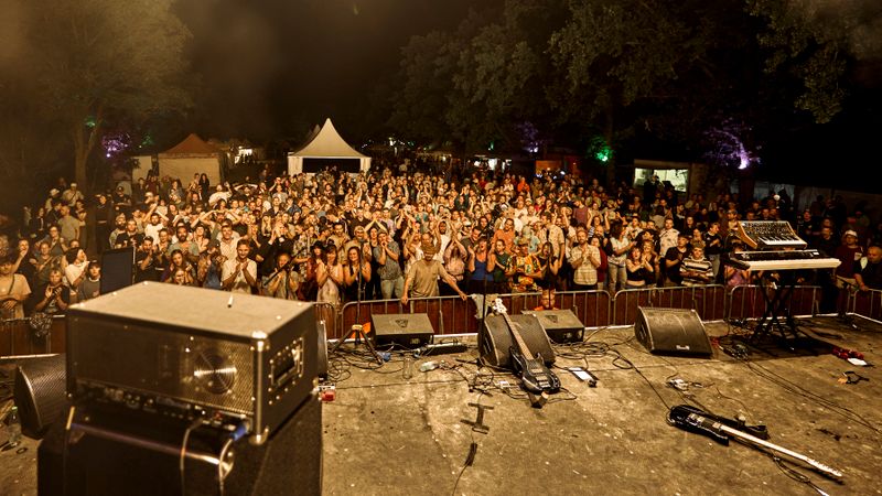 Foto von Weinturm Open Air
