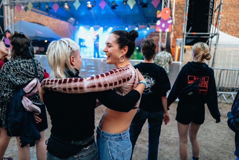 Foto von Jenseits von Millionen