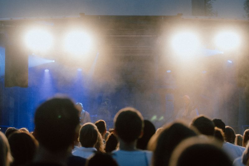 Foto von Fenster Zum Hof Open Air