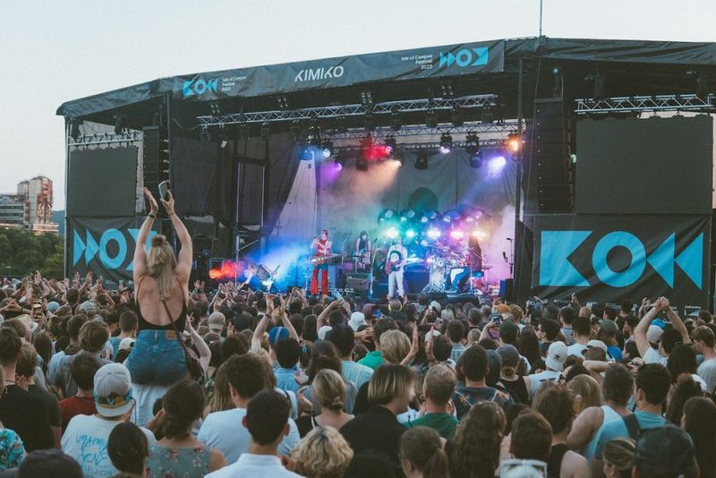 Foto von Kimiko Isle of Campus Festival