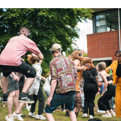 Foto KÖRPERFUNKKOLLEKTIV RADIOBALLETT