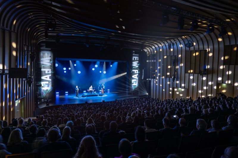 Foto von New Fall Festival