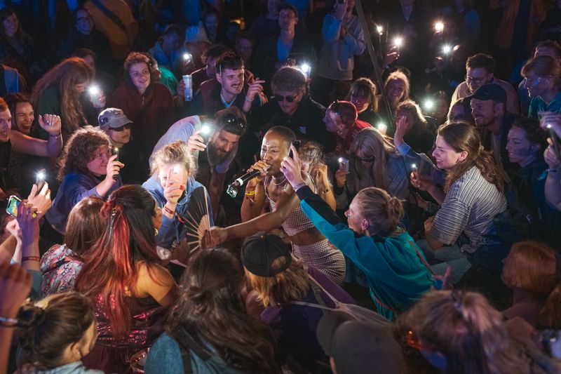 Foto von SNNTG Festival