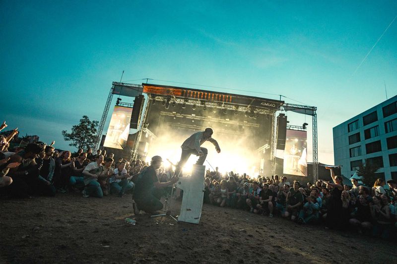 Foto von Kimiko Isle of Campus Festival