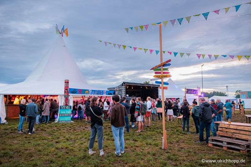 Foto von Der Krater Bebt