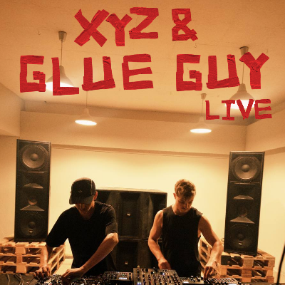 Foto XYZ b2b glue guy LIVE