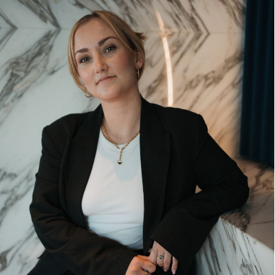 Foto So baust du deine Personal Brand auf LinkedIn und darüber hinaus auf: Best Practices aus der Founder Welt